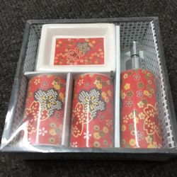 4 Piece Ceramic Bathroom Set New