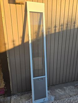 Sliding Door Insert with Built-In Pet Door
