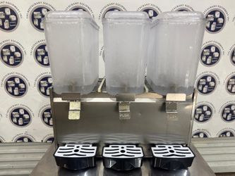 Refrigerated water dispenser
