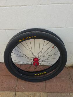 Maxxis tires w one 29 inch rim