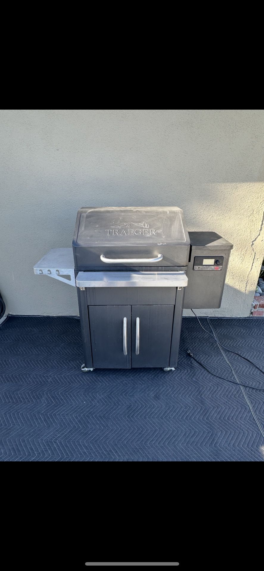 Bbq/ Silverton 620 Pellet Grill/ grill/ Traeger/ Smoker/ Traeger Grill/ Backyard/ cooking