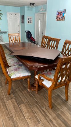 Dining room set