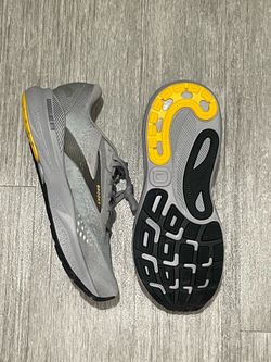 BROOKS ADRENALINE GTS 25  MEN 12  “NEW”