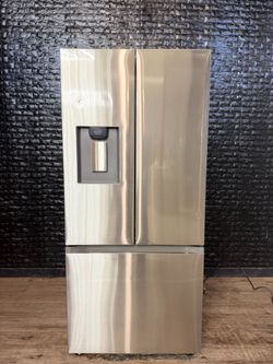 SAMSUNG REFRIGERATOR w/WARRANTY! R3040A