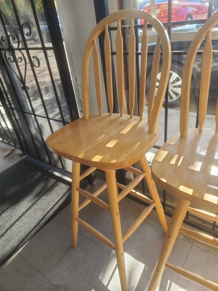 Wooden Bar Stools 3