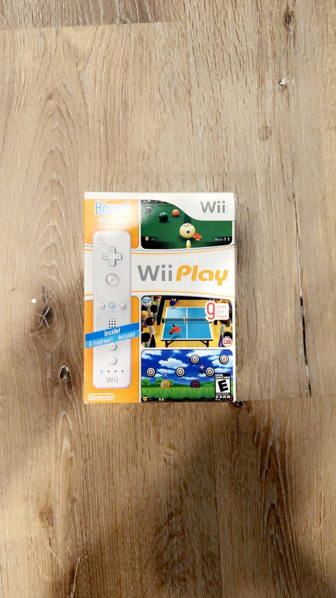 Factory Sealed Wii Play (+ WiiMote & Jacket)
