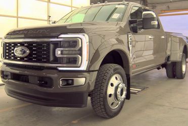 2025 FORD F-450 PLATINUM