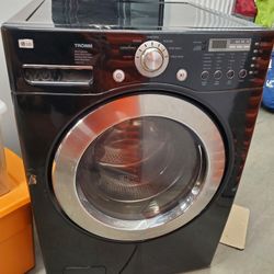 LG TROMM Front Load Washer And Dryer 