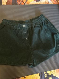Women short L
