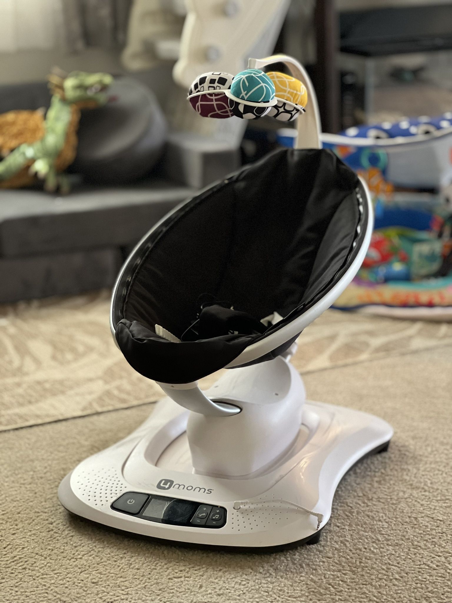 Mamaroo Baby Swing