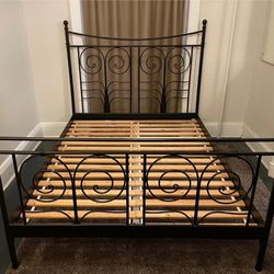 Metal Bed Queen Size (Mattress not included)
