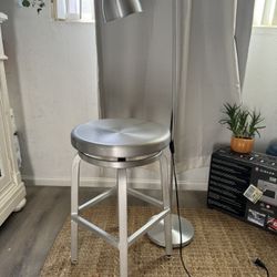 Stool to sit With Lamp 