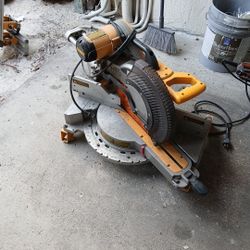 Slide Dewal Saw