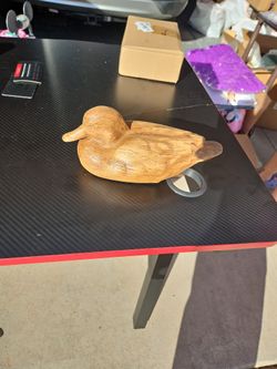 Wooden Duck Decor
