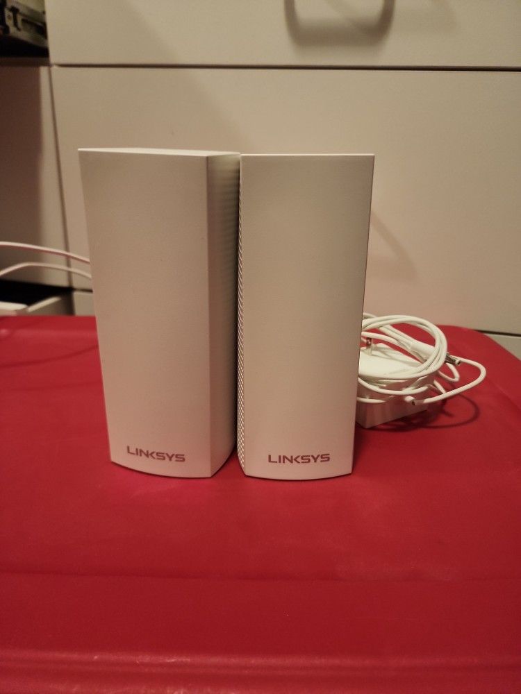 Linksys Velop 818 mesh router