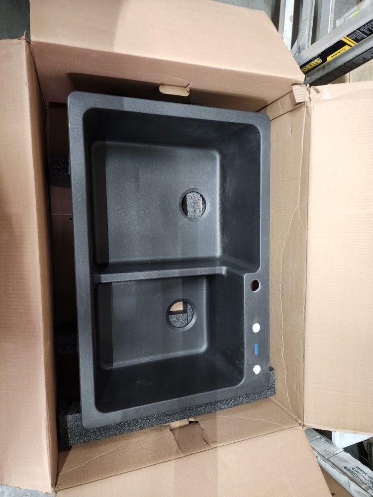 Blanco 441604 Grandis 33" Double Basin Drop In or Undermount Granite Composite Kitchen Sink with 60/40 Split