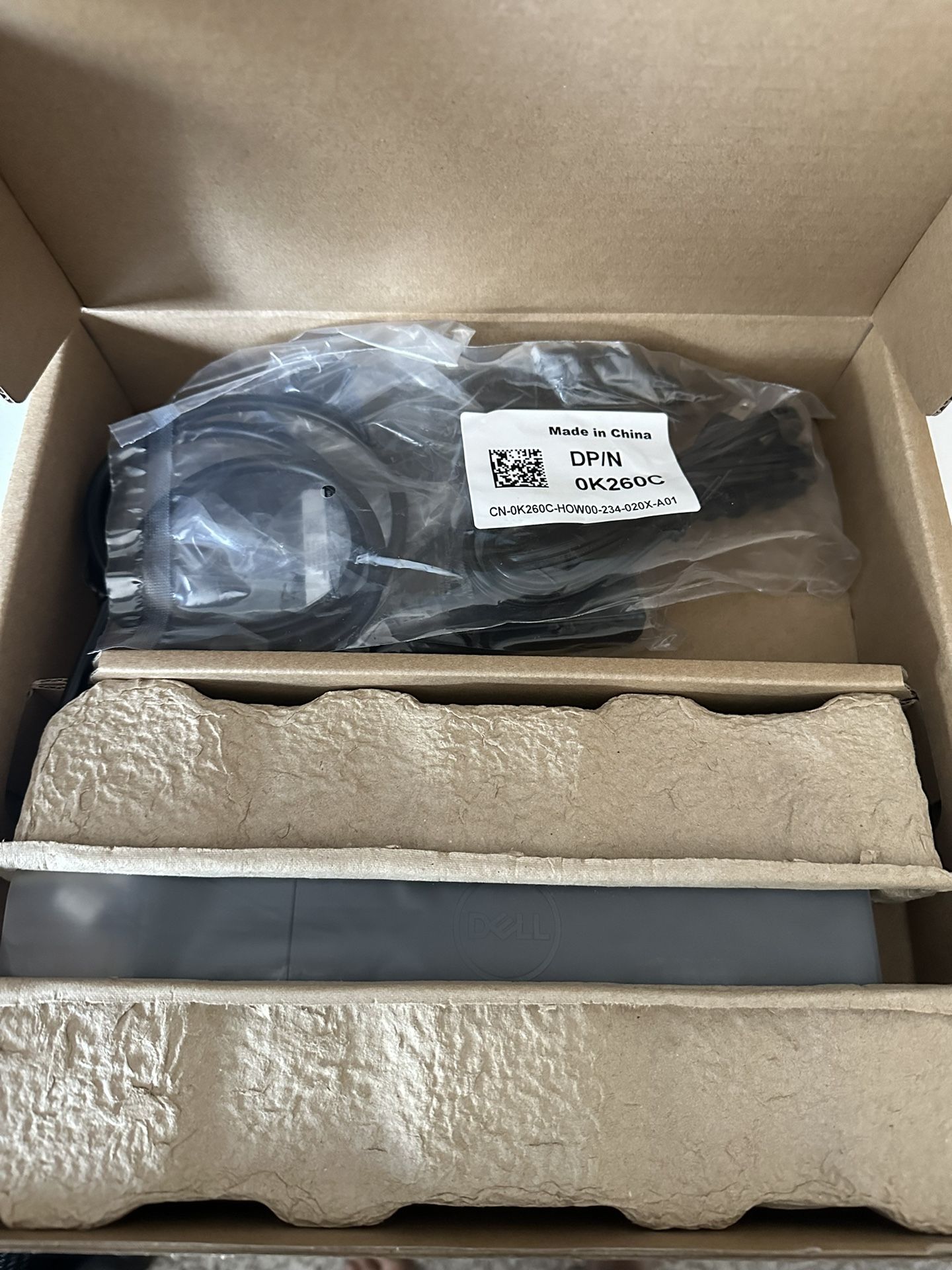 New Dell Docking Station WD19s
