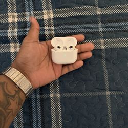 AirPods Gen 3