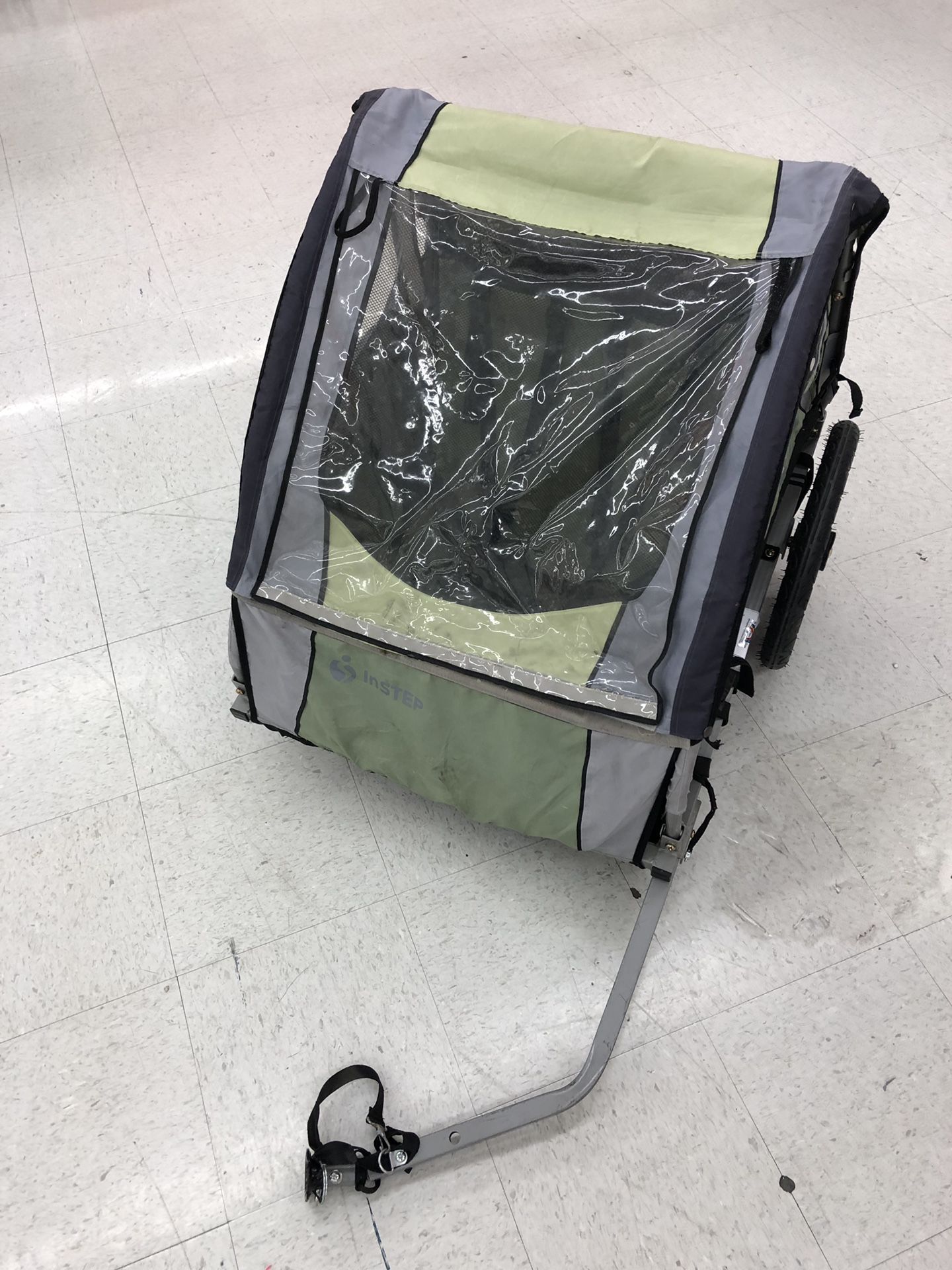 Instep green and gray bike trailer