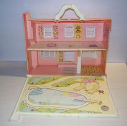 Girl's Dollhouse