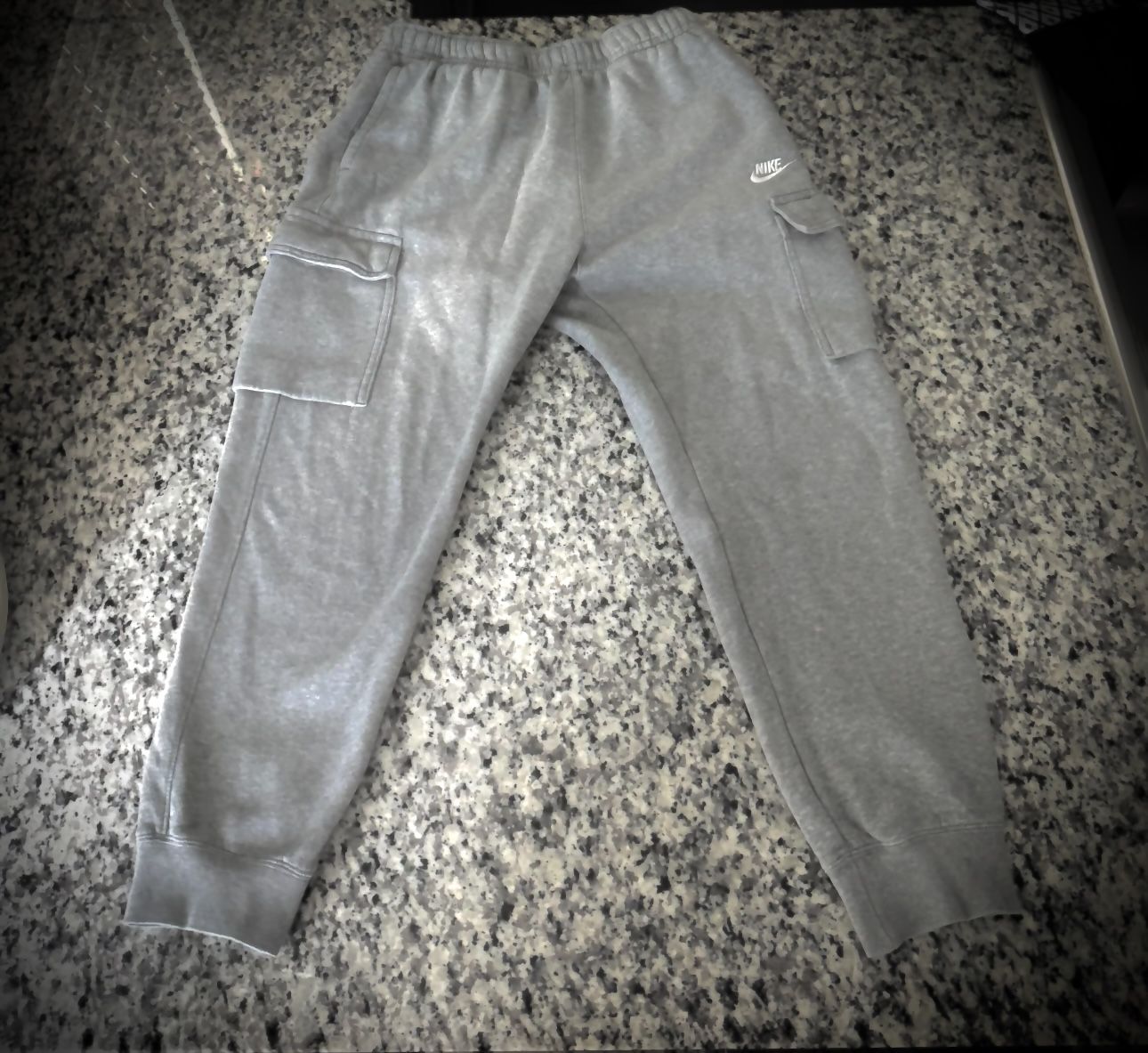 Nike Club Fleece Cargo Joggers - Gray