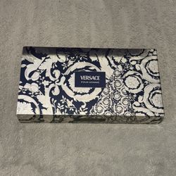 Versace 4 Piece Cologne set