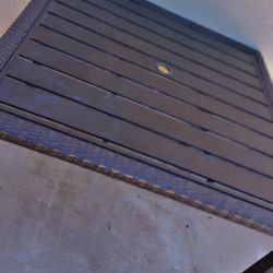 Outdoor Table And Four Chairs.