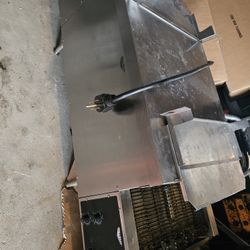 Conveyor Pizza Oven - Vollrath JPO18