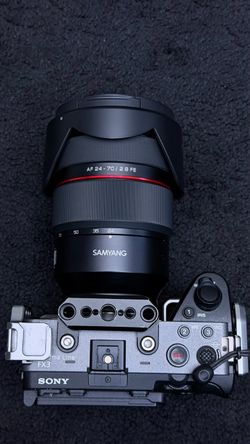 Mint Samyang 24-70 2.8 FE Sony lens + Atmos Shinobi 5 Monitor for sell or trade.