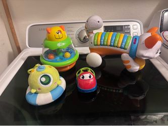 Baby toys
