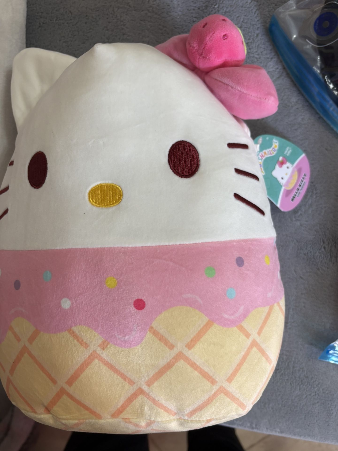 Hello Kitty Squishmallow