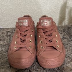 Converse Leather Size 6