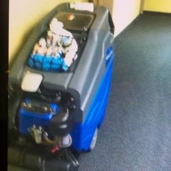Windsor carpet cleaning machine
