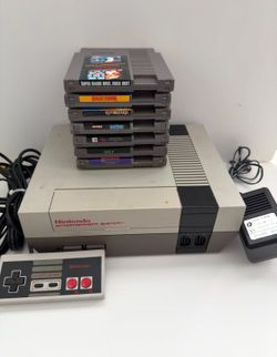 Nintendo NES console entertainment bundle + games