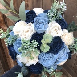 Sola Wood Flower Bouquets