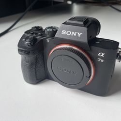 A7Iii - Mirrorless Digital camera