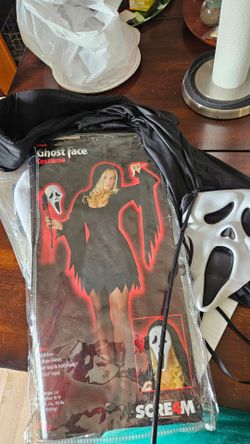 Scream, Ghost Face Custome. Sz small/med. Hoodie dress w/drape sleeves & side loop to hold mask, firm.