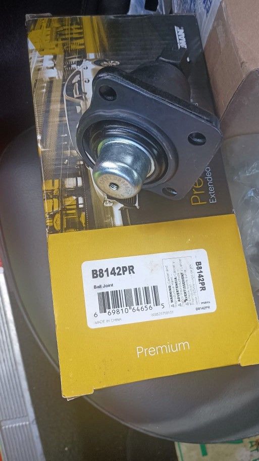 Set Of Upper Ball Joints