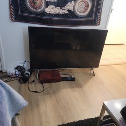 Samsung Flat-screen With Xbox One Gears Of War Edition 1tb & Extras