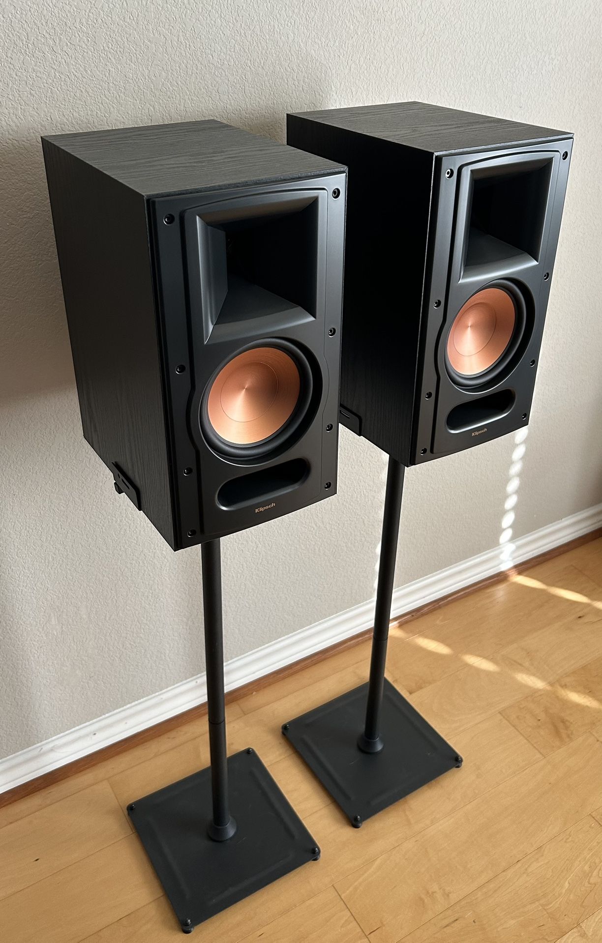 Klipsch Reference 6-1/2" Cerametallic Bookshelf Speakers