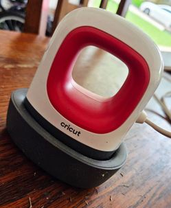 Cricut EasyPress Mini Heat press