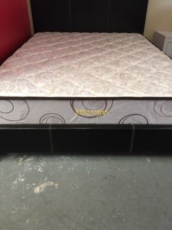 QUEEN SIZE MATTRESS