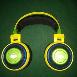 Razer Nari Ultimate Gaming Wireless Headset Overwatch Edition (Like New)
