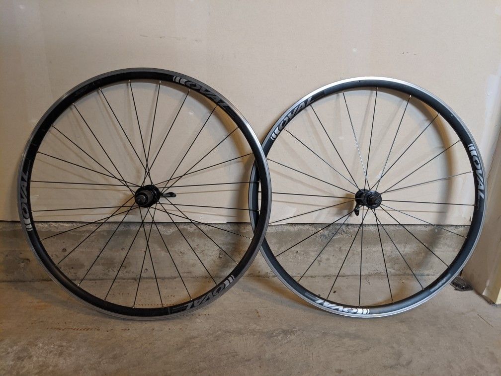 Oval 327 Wheelset