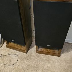 Technique Speakers Both Work Excellent