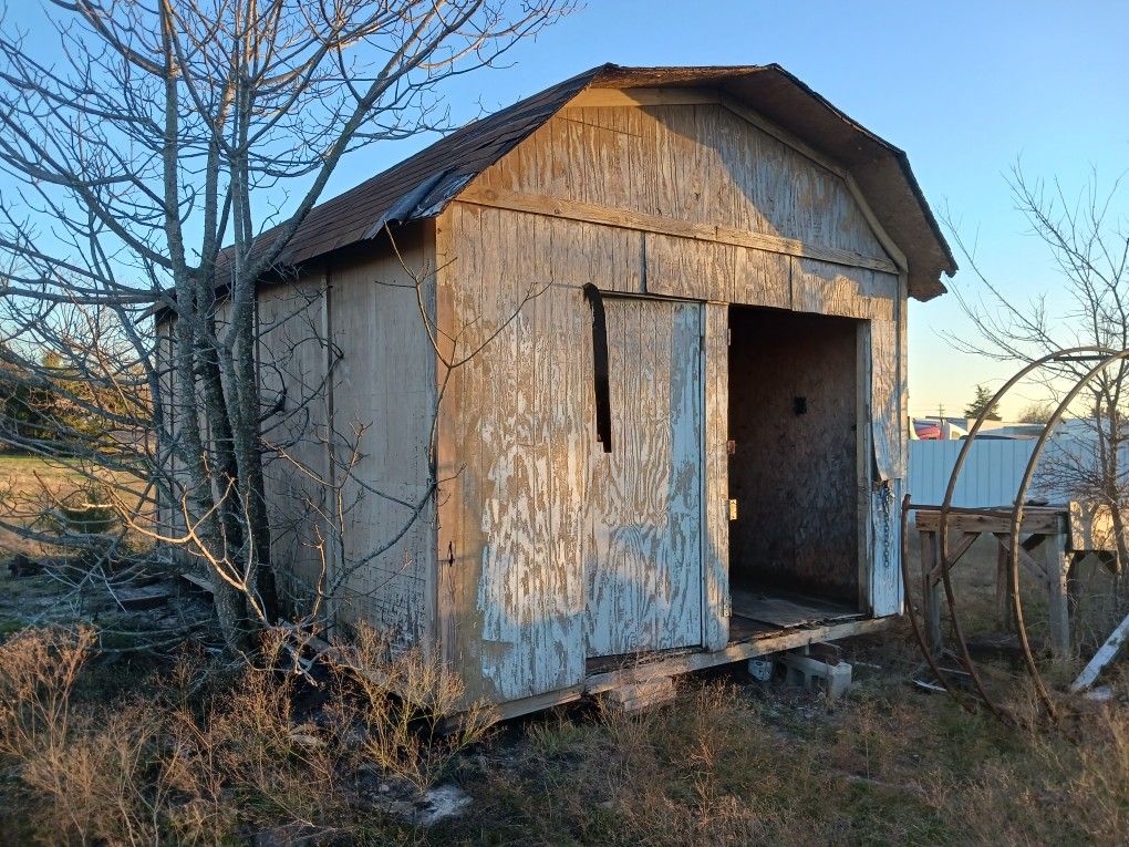 12.6'x17.6' Storage Building