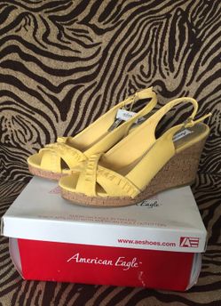 Brand New Size 8 American Eagle Wedges