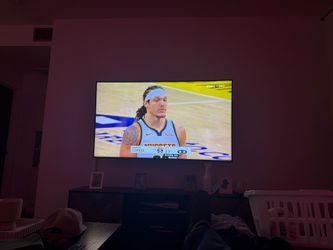 Onn 4k tv * see photos*