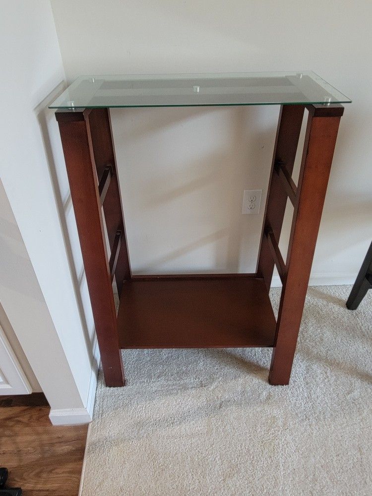 Glass Shelf Stand for Sale in Hilliard, OH OfferUp