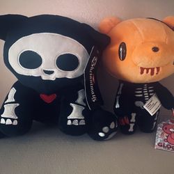 HOT TOPIC skelanimals and gloomy bear plush bundle with tags 